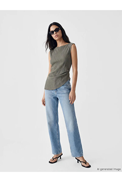 LC Waikiki Χακί μπλούζα με λαιμόκοψη καγιάκ και κορδόνι περίσφιξης