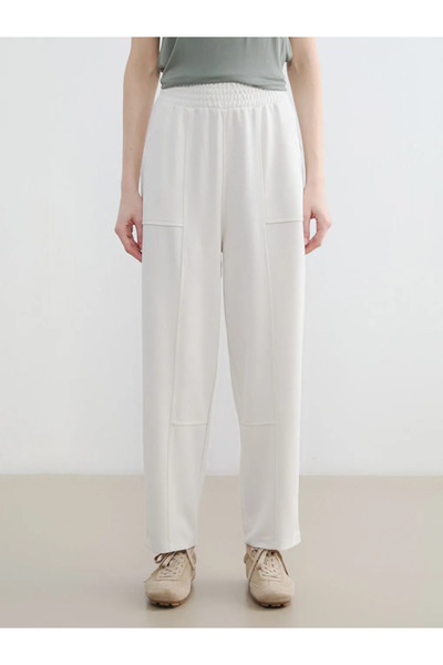 LC Waikiki Γυναικείο παντελόνι με ελαστική μέση σε μπεζ χρώμα