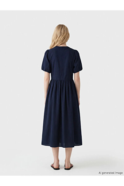 LC Waikiki Μπλε ναυτικό φόρεμα με λαιμόκοψη σε σχήμα V