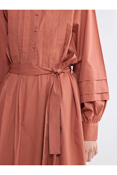 LC Waikiki Καφέ φόρεμα ποπλίνα με γιακά και ζώνη