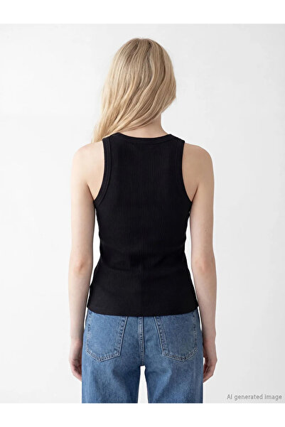 LC Waikiki Μαύρο γυναικείο εσώρουχο με λαιμόκοψη