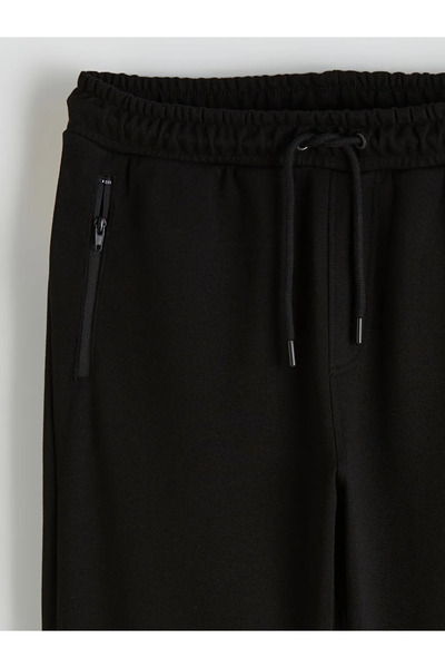 LC Waikiki Μαύρο ανδρικό αθλητικό παντελόνι Standard Fit