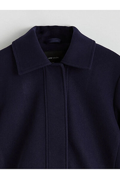 LC Waikiki Γυναικείο μπουφάν με γιακά πουκάμισου σε μπλε ναυτικό χρώμα