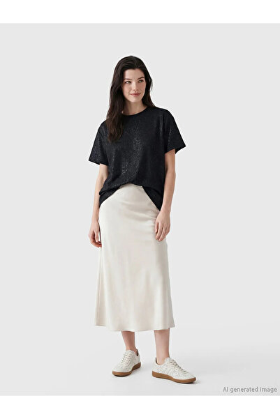 LC Waikiki Μπλούζα με μοτίβο με λαιμόκοψη σε μαύρο χρώμα