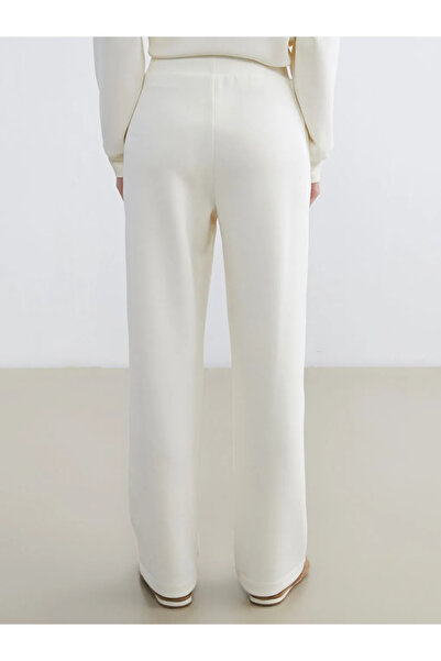 LC Waikiki Κίτρινο γυναικείο παντελόνι φόρμας με ελαστική μέση