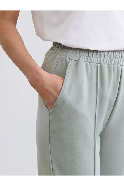 LC Waikiki Πράσινο γυναικείο παντελόνι με ελαστική μέση