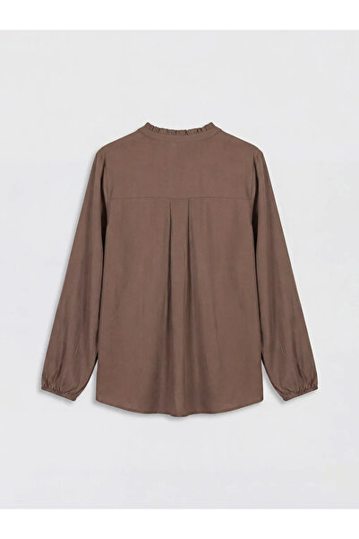 LC Waikiki Καφέ μπλούζα με βολάν και ανοιχτό λαιμό