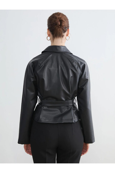 LC Waikiki Μαύρο πουκάμισο γιακά Γυναικείο μπουφάν εφέ δέρματος