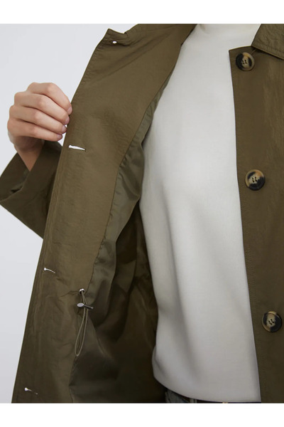 LC Waikiki Γυναικείο μπουφάν με γιακά πουκάμισο χακί