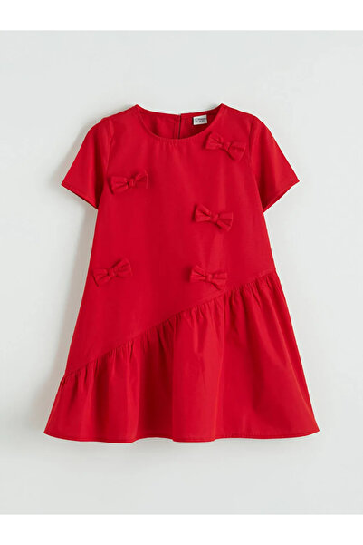 LC Waikiki Κόκκινο φόρεμα για κορίτσια με λεπτομέρεια φιόγκου σε σχήμα ποδηλάτου