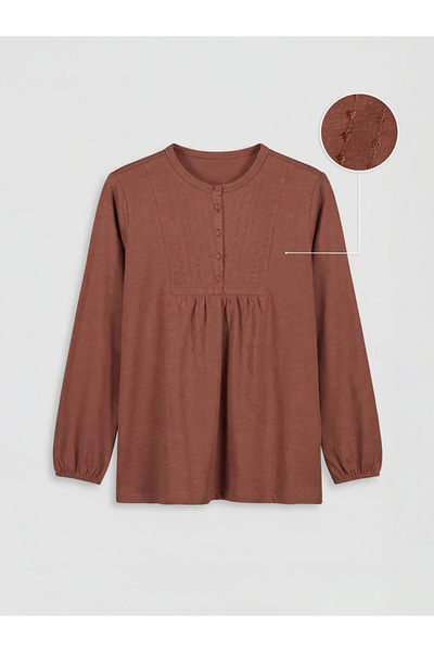 LC Waikiki Κόκκινη μπλούζα με κέντημα σε λαιμόκοψη ποδηλάτου