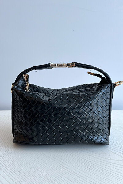 WilloWara Knitted Patterned Modern Women's Bag |   Guvi