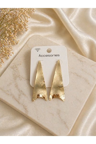 Lilith Takı ✨   Bold Style, Radiant Touch: Gold Long Geometric Earrings ✨