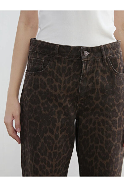 LC Waikiki Καφέ ψηλόμεσο γυναικείο τζιν παντελόνι σε ίσια γραμμή