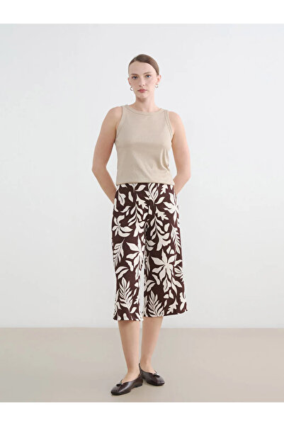 LC Waikiki Καφέ Γυναικείο Καπρί με Ελαστική Μέση και Λουλούδια