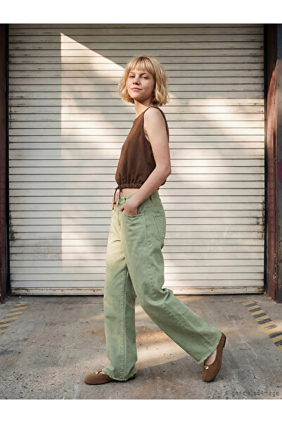 LC Waikiki Χακί παντελόνι τζιν για κορίτσια με φαρδιά μπατζάκια και λεπτομέρε...