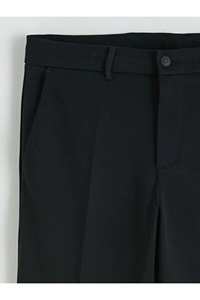 LC Waikiki Μαύρο ανδρικό παντελόνι Standard Fit