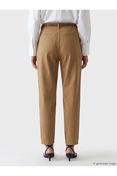 LC Waikiki Καφέ γυναικείο τζιν παντελόνι Carrot Fit με ζώνη στη μέση