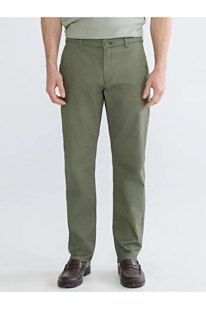LC Waikiki Ανδρικό παντελόνι Chino Khaki Standard Fit