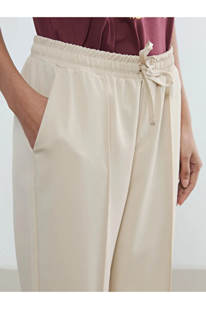 LC Waikiki Γυναικείο παντελόνι μπεζ ελαστική μέση