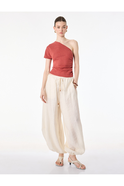 Koton Μπλούζα με έναν ώμο, κανονική εφαρμογή, με ασύμμετρο γιακά και λεπτομέρ...