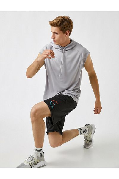 Koton Kurze Sporthose - Schwarz - Mittlerer Bund