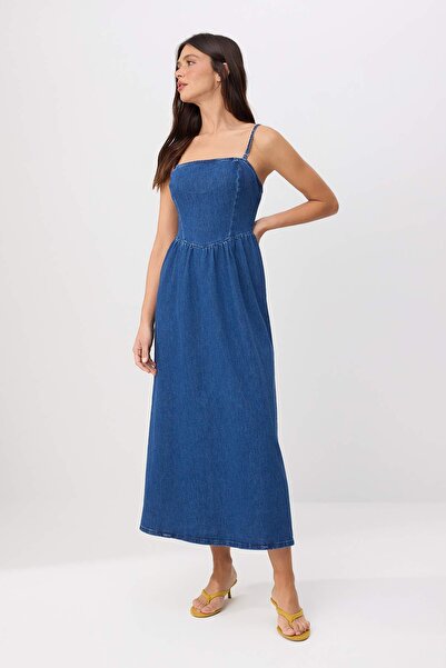 Συλλογή Trendyol Μπλε Στράπλες Μεσαίας Ελαστικότητας Μάξι Τζιν Φόρεμα TWOSS26...