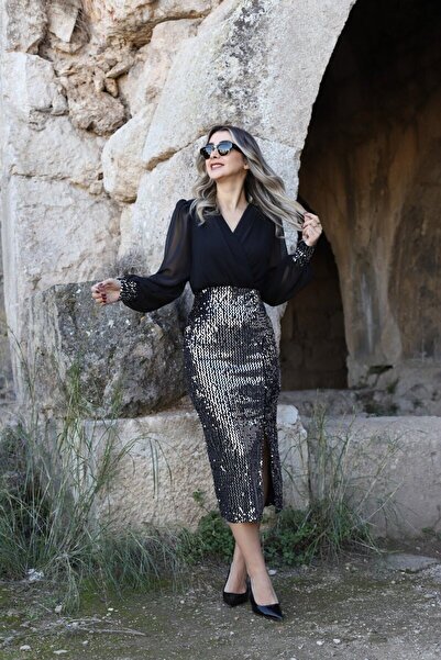 bytugcekaya Φόρεμα από σιφόν διπλό πέτο με ασημί παγιέτες