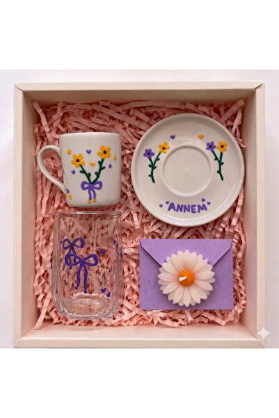 Flossy Design El yapımı kişiye özel kahve fincanı ve su bardağı, mum hediyeli...