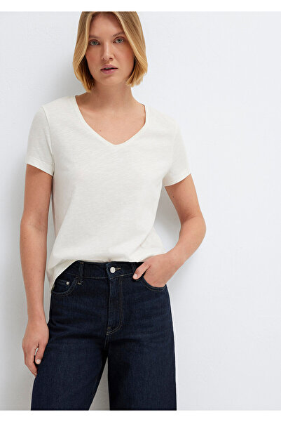 Mavi Μπλουζάκι με λαιμόκοψη V σε εκρού χρώμα, βασικό, στενή εφαρμογή 1614176-...