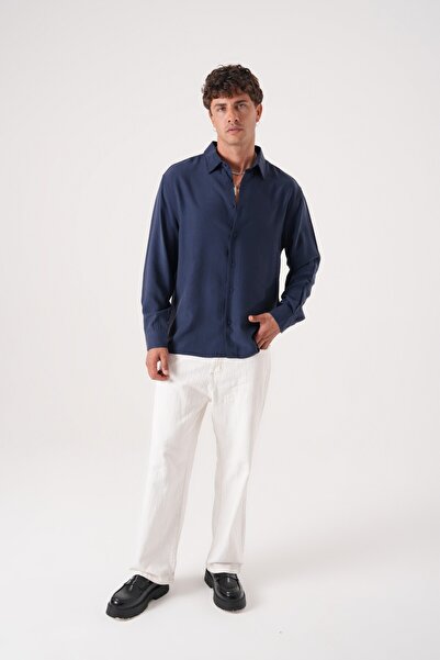 2512 Clothing Regular Fit Essential Shirt