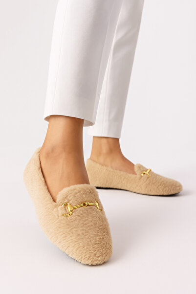 Beyond Γυναικείες μπαλαρίνες με μπεζ αγκράφα βελούδινες για το σπίτι BYNDVT03