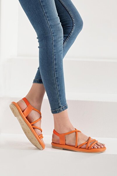 Beyond Γυναικεία πορτοκαλί Spark Cross Strapped Puff ελαστικά δερμάτινα σανδά...