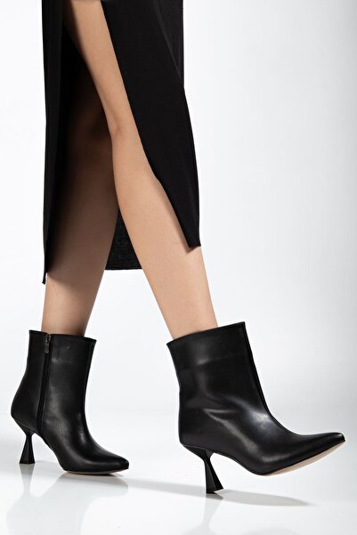 HWNLİFE 4701 Black Leather Square Heel Daily Women's Boots