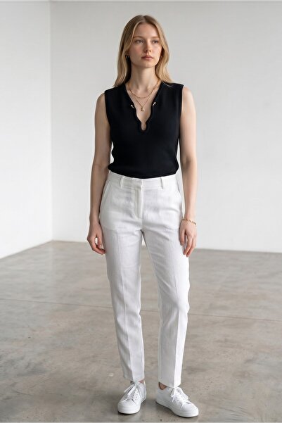 Altamira Γυναικεία μπλούζα πλεκτή με μαύρο γιακά και λεπτομέρεια από κορδόνια