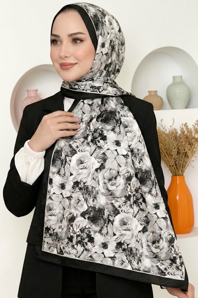 hadiora Women's Black and White Rose Patterned Soft Shawl