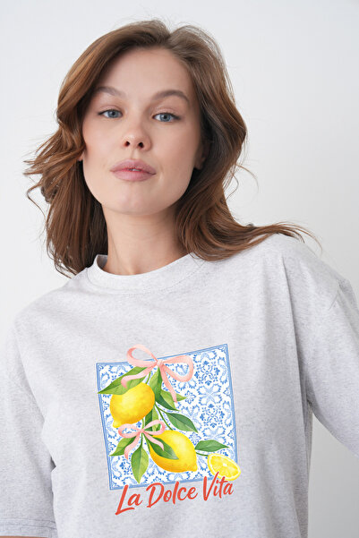 TREND EMMODA Tricou gri pentru femei, în stil de vară, La Dolce Vita, cu impr...