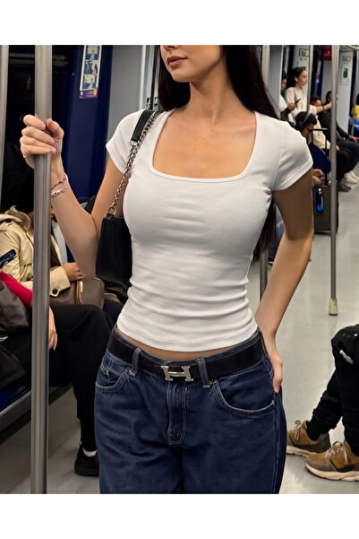 Toum Aria Square-Neck Short Sleeve Blouse Crop