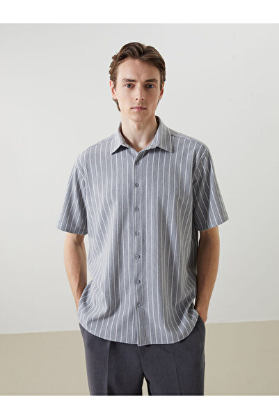 LC Waikiki Nevavm Regular Fit Short Sleeve Striped Men's Shirt with Difference