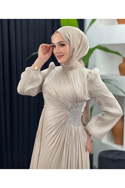 MERVE TESETTÜR Βραδινό φόρεμα Janjan με πέτρες στο πλάι