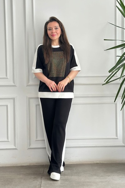 yb yağmur butik Σετ φόρμας με τετράγωνη λεπτομέρεια από πέτρα στο μπροστινό μ...