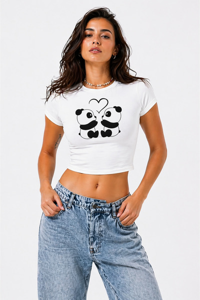 NEVERMIND Γυναικείο μπλουζάκι Baby Tee Crop Cute Panda με στάμπα, λεπτή εφαρμ...