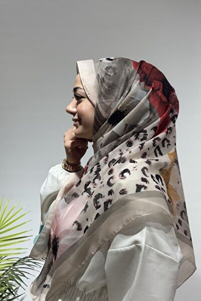 Firuze scarf شال ناعم بلون المنك بنمط الفهد