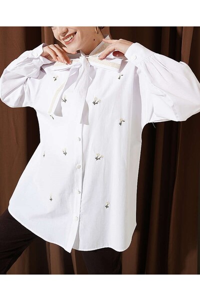 Lavanta Tekstil Πουκάμισο με κέντημα λουλουδιών και δεμένο γιακά