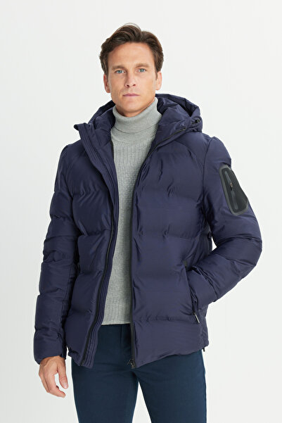 ALTINYILDIZ CLASSICS معطف رجالي منفوخ باللون الأزرق الداكن مع قياس حراري، تصم...