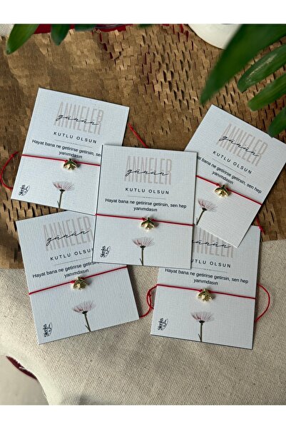 Sfenks. Minimal Gold Detailed Red String Bracelet – Special Set of 5 for Mothers