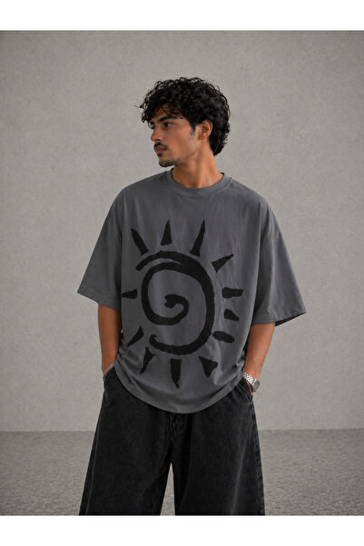 Nulivez Minimal Sun Print Oversize Unisex T-Shirt Retro Streetwear Design