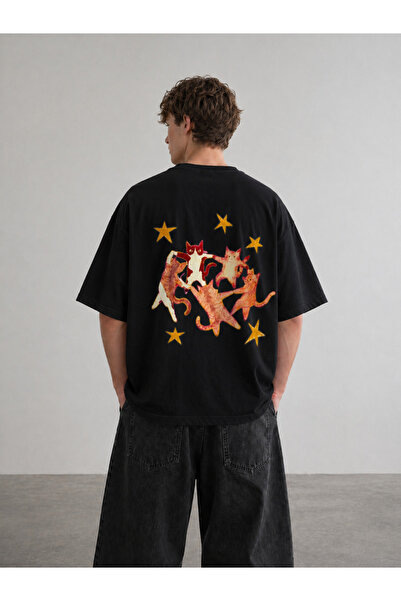 Nulivez Dancing Cats Printed Oversize Unisex T-Shirt Cute Cat Streetwear Design