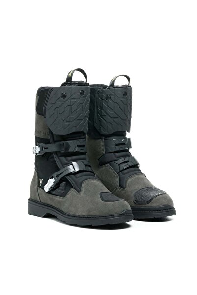 Dainese Overyond XT Black Gore-tex Bot