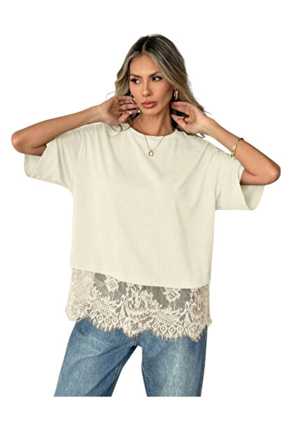 The Casius. Γυναικεία μπλούζα με ρευστή εφαρμογή, κοντά μανίκια, στρογγυλή λα...